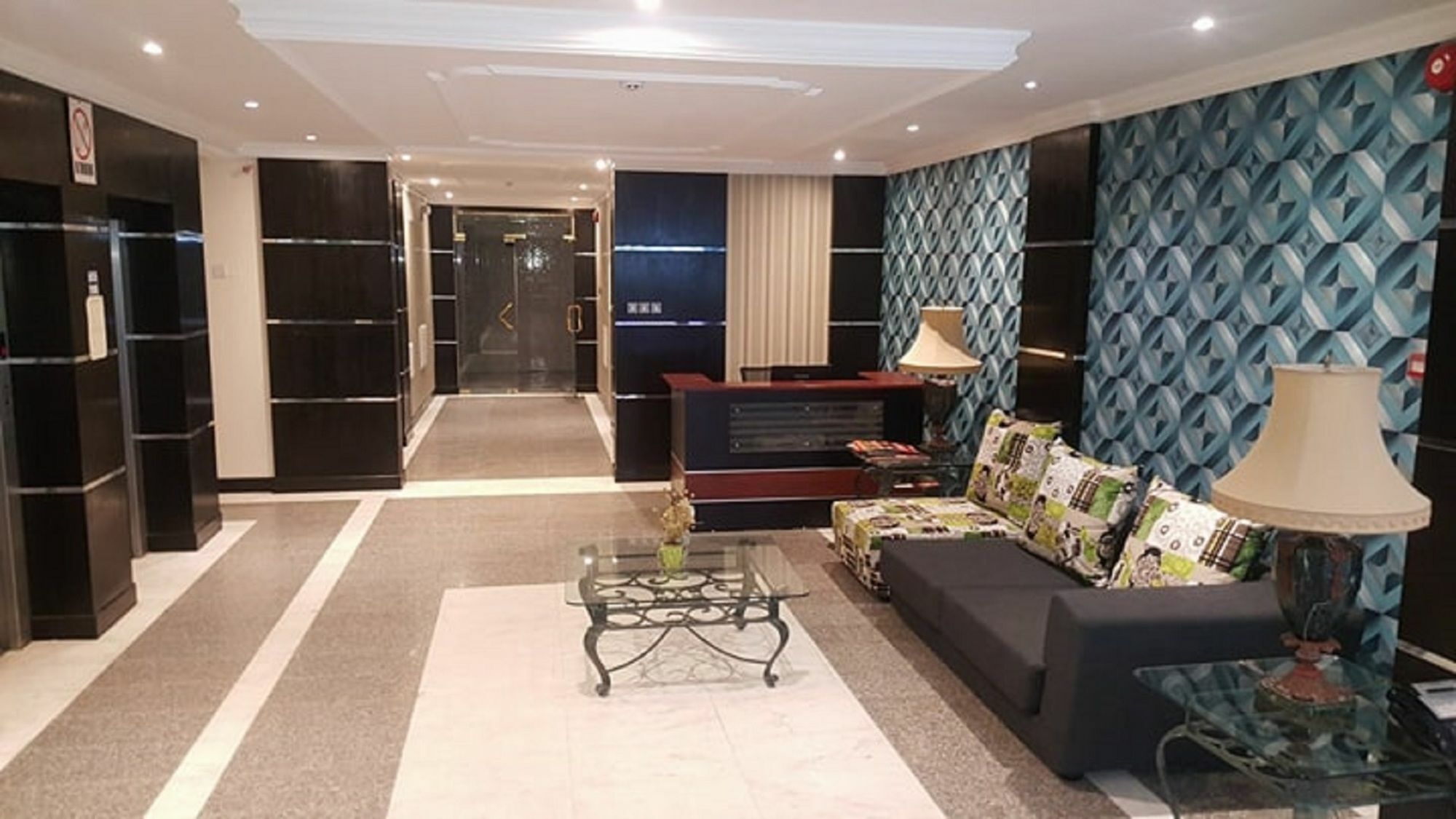 Symphony Tower Appartement Manamah Buitenkant foto